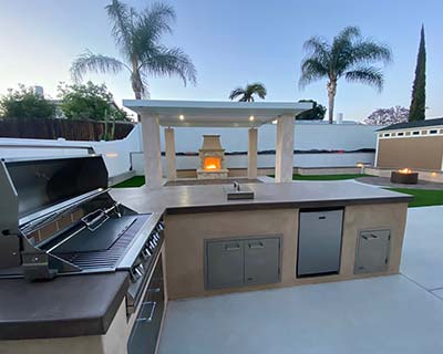 BBQ Islands, Ontario, CA